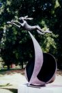 Skulptur: Springender Hase